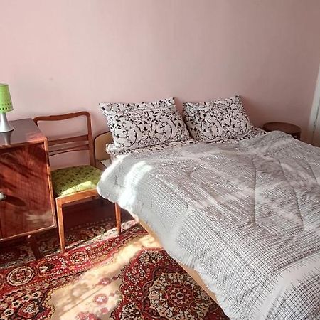 3 Rooms Apartment In Center キシナウ エクステリア 写真